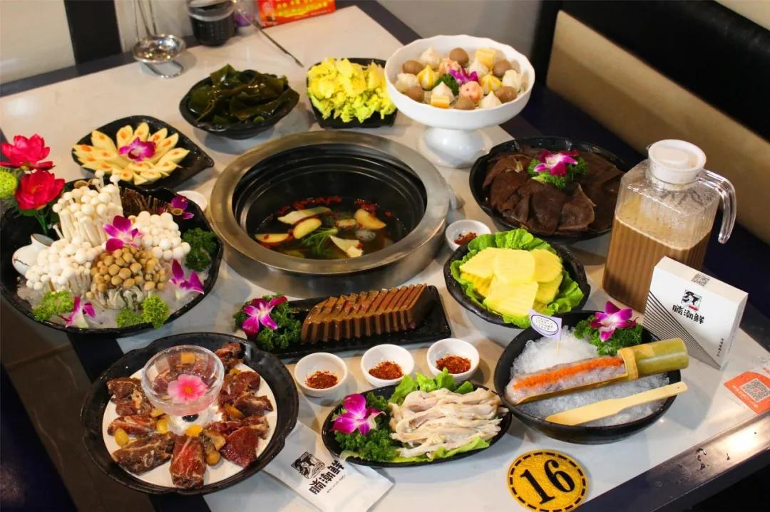 【企叮咚科技平臺(tái)營(yíng)銷策略】充1000元吃一月火鍋，再送1000！結(jié)果老板不但沒(méi)虧反而賺翻了